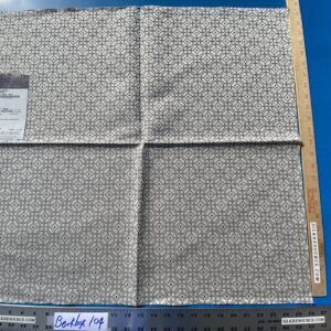 21 Berkbox104 Square Scalamandre Lelievre Paris Palanquin Craie Gray White Small Scale Texture