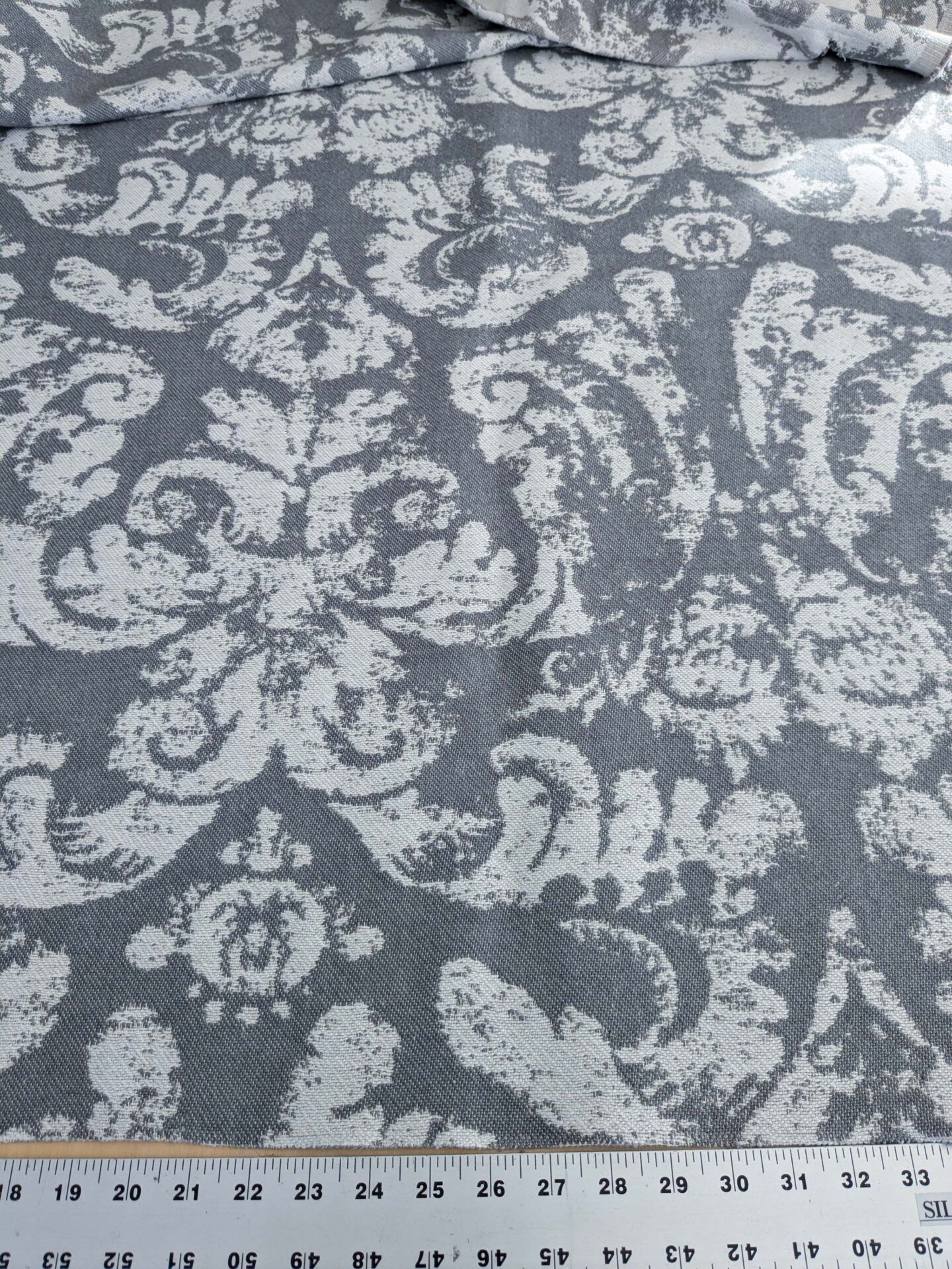 15 Ev49 2.4y x 53"w Scalamandre Archivo Reversible Cement Grey White Linen Wool Large Jacquard MSRP USD556/y